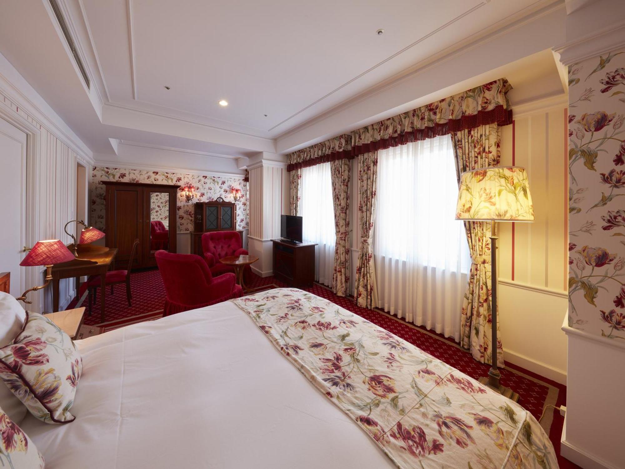Hotel Europe Huis Ten Bosch Сасебо Екстер'єр фото