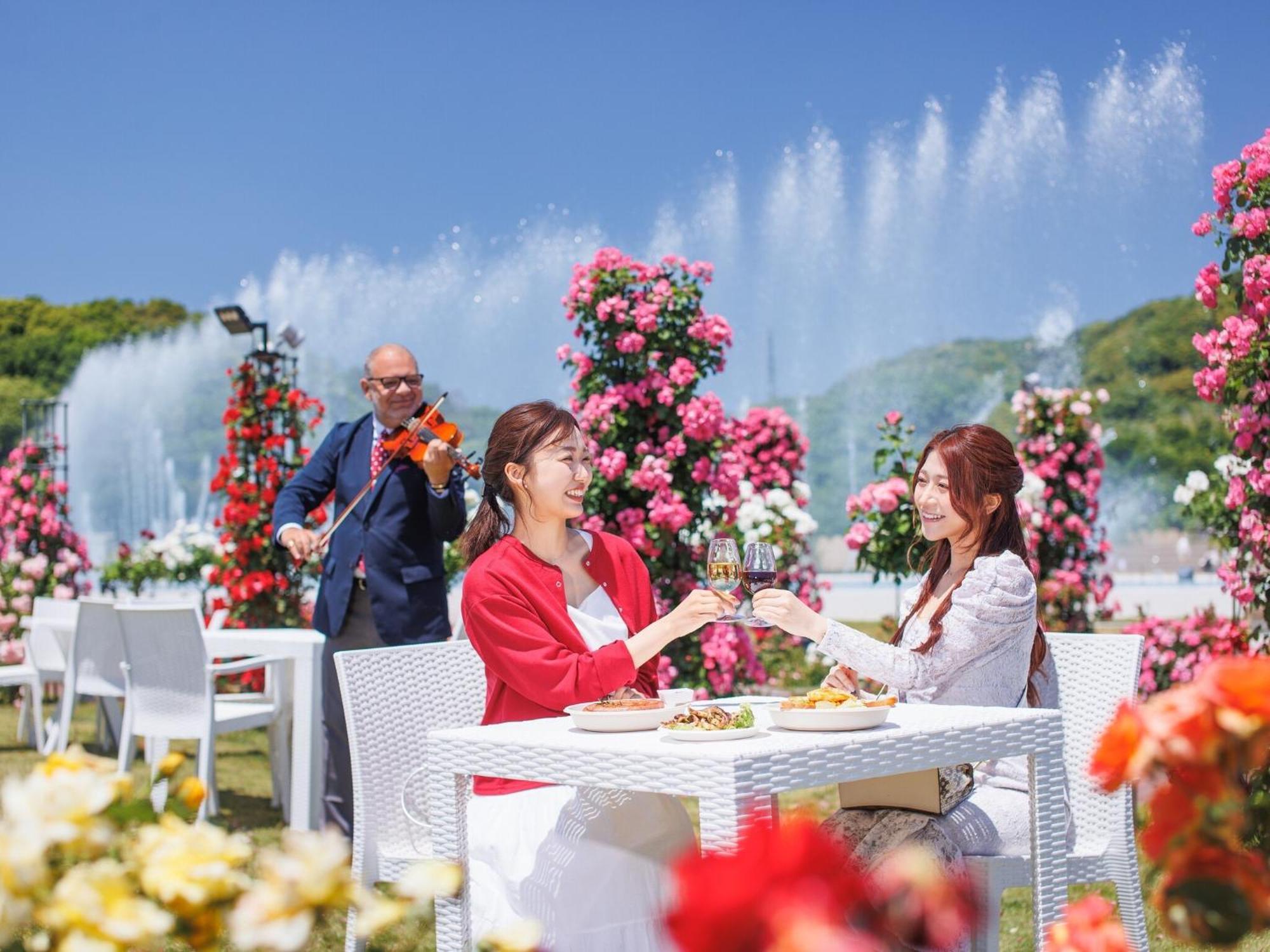 Hotel Europe Huis Ten Bosch Сасебо Екстер'єр фото